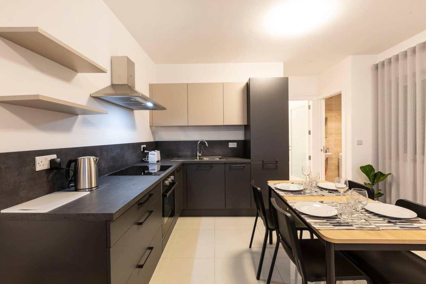 Beautiful Central Penthouse 1Br Ta Xbiex Eksteriør billede